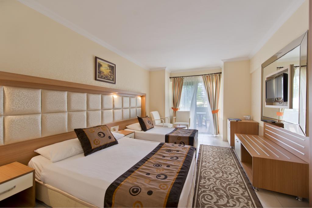 Oz Hotels Incekum Beach Resort & Spa Hotel Okurcalar Exterior foto