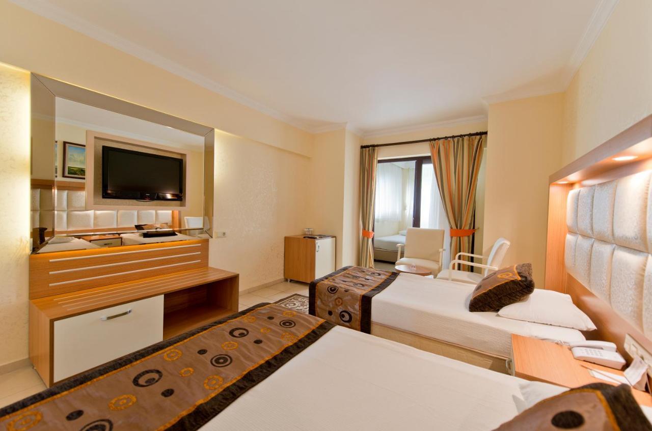 Oz Hotels Incekum Beach Resort & Spa Hotel Okurcalar Exterior foto