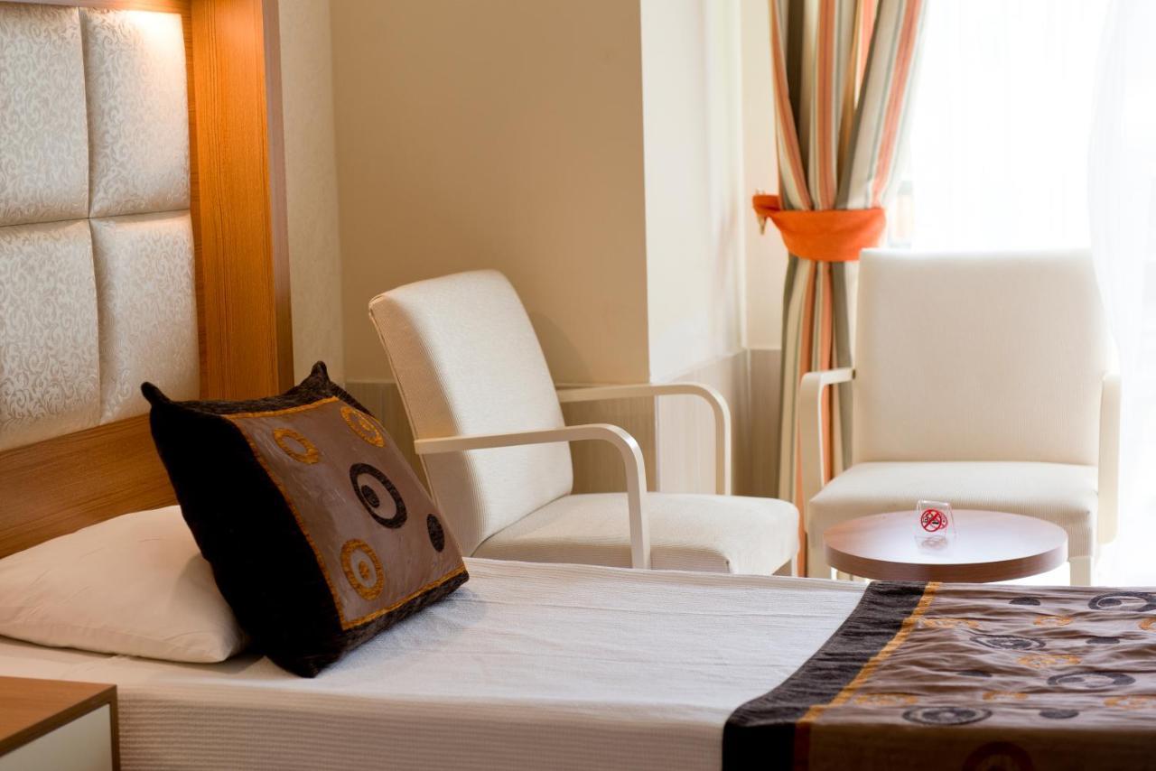 Oz Hotels Incekum Beach Resort & Spa Hotel Okurcalar Exterior foto